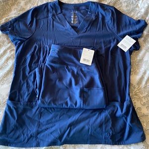 Jaanuu sz 1X NavyYoga bottoms&Notched collar top